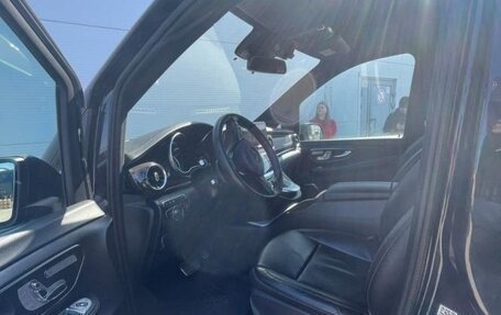 Mercedes-Benz V-Класс, 2020 год, 3 290 000 рублей, 5 фотография