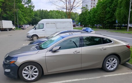 Chevrolet Malibu IX, 2022 год, 1 500 000 рублей, 2 фотография