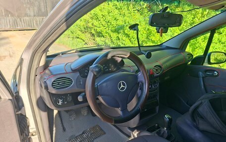 Mercedes-Benz A-Класс, 1999 год, 400 000 рублей, 17 фотография