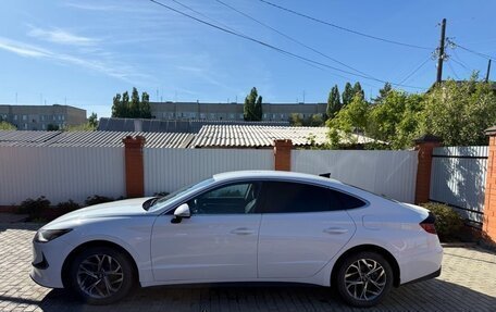 Hyundai Sonata VIII, 2020 год, 2 200 000 рублей, 3 фотография