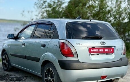 KIA Rio II, 2006 год, 450 000 рублей, 10 фотография