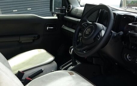 Suzuki Jimny, 2022 год, 1 570 000 рублей, 4 фотография