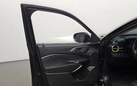 Chevrolet Trax, 2023 год, 2 000 000 рублей, 6 фотография