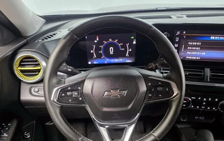 Chevrolet Trax, 2023 год, 2 000 000 рублей, 9 фотография