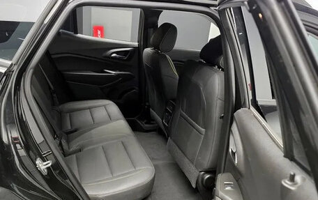 Chevrolet Trax, 2023 год, 2 000 000 рублей, 15 фотография