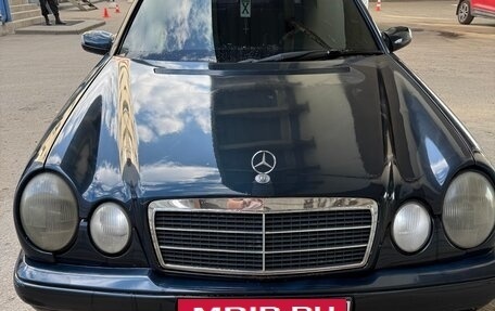 Mercedes-Benz E-Класс, 1997 год, 425 000 рублей, 15 фотография