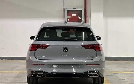 Volkswagen Golf VIII, 2023 год, 2 300 000 рублей, 5 фотография