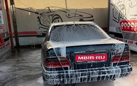 Mercedes-Benz E-Класс, 1997 год, 425 000 рублей, 31 фотография