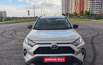 Toyota RAV4, 2021 год, 3 800 000 рублей, 1 фотография