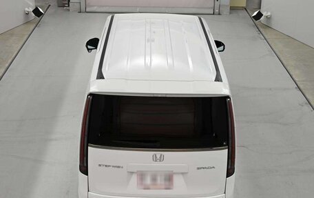 Honda Stepwgn, 2023 год, 2 100 000 рублей, 5 фотография
