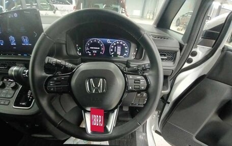 Honda Stepwgn, 2023 год, 2 100 000 рублей, 8 фотография