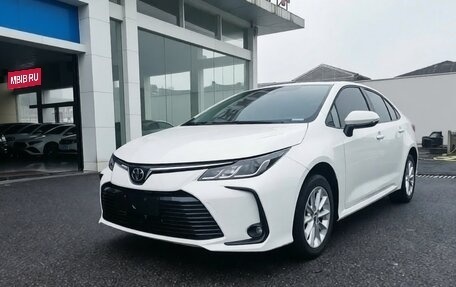Toyota Corolla, 2023 год, 1 600 000 рублей, 4 фотография