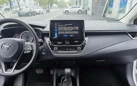 Toyota Corolla, 2023 год, 1 600 000 рублей, 10 фотография