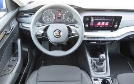 Skoda Octavia IV, 2022 год, 2 342 000 рублей, 4 фотография