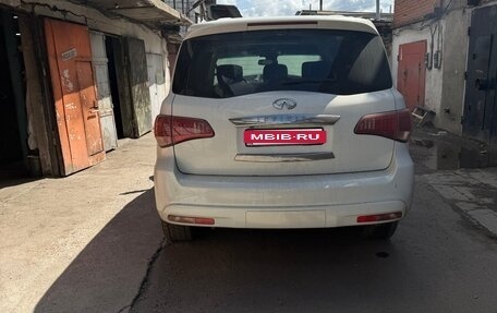 Infiniti QX56, 2011 год, 2 700 000 рублей, 5 фотография