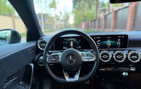 Mercedes-Benz CLA, 2019 год, 2 200 000 рублей, 17 фотография