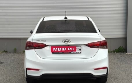 Hyundai Solaris II рестайлинг, 2017 год, 897 000 рублей, 4 фотография