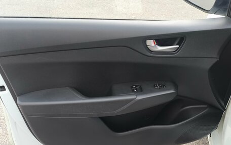 Hyundai Solaris II рестайлинг, 2017 год, 897 000 рублей, 7 фотография