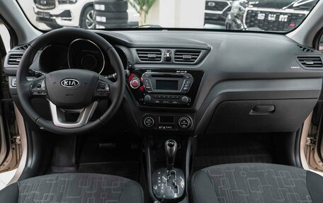 KIA Rio III рестайлинг, 2012 год, 820 000 рублей, 9 фотография