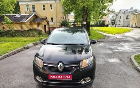 Renault Logan II, 2015 год, 649 000 рублей, 1 фотография