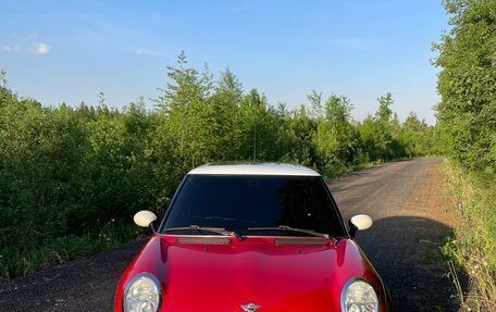 MINI Hatch, 2004 год, 550 000 рублей, 1 фотография