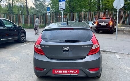 Hyundai Solaris II рестайлинг, 2012 год, 820 000 рублей, 4 фотография