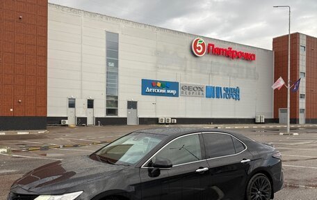 Toyota Camry, 2018 год, 2 850 000 рублей, 6 фотография