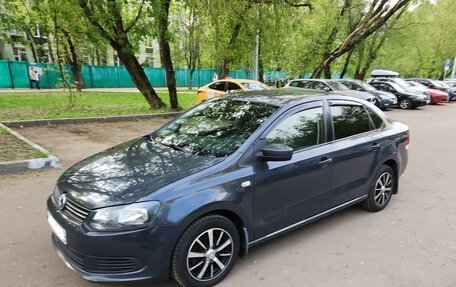 Volkswagen Polo VI (EU Market), 2011 год, 690 000 рублей, 2 фотография