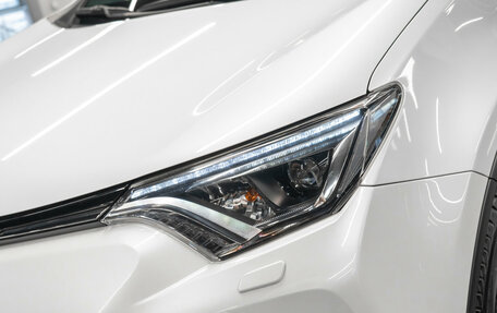 Toyota RAV4, 2019 год, 3 300 000 рублей, 20 фотография