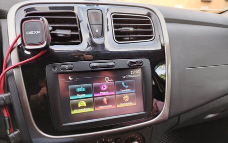 Renault Logan II, 2015 год, 649 000 рублей, 15 фотография