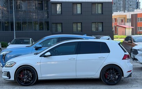 Volkswagen Golf GTI VII, 2017 год, 2 750 000 рублей, 11 фотография