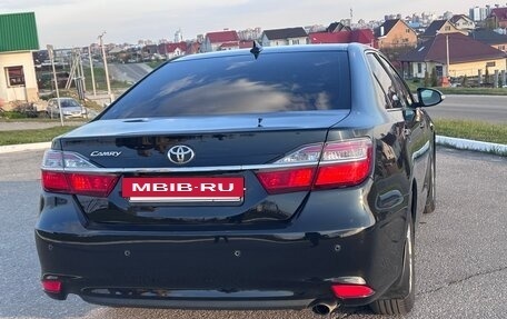Toyota Camry, 2017 год, 1 850 000 рублей, 4 фотография