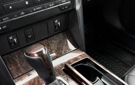 Toyota Camry, 2017 год, 1 850 000 рублей, 10 фотография