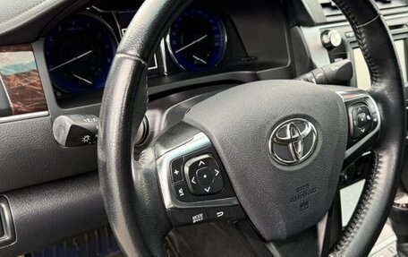 Toyota Camry, 2017 год, 1 850 000 рублей, 7 фотография