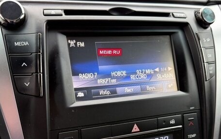 Toyota Camry, 2017 год, 1 850 000 рублей, 9 фотография