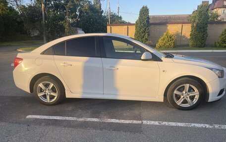 Chevrolet Cruze II, 2011 год, 650 000 рублей, 7 фотография