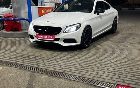 Mercedes-Benz C-Класс, 2016 год, 2 890 000 рублей, 21 фотография