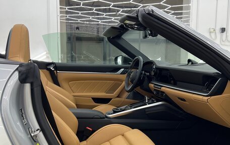 Porsche 911, 2023 год, 28 500 000 рублей, 23 фотография