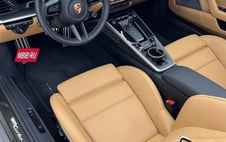 Porsche 911, 2023 год, 28 500 000 рублей, 19 фотография