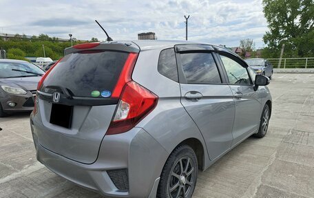 Honda Fit III, 2014 год, 910 000 рублей, 4 фотография