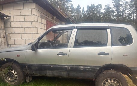 Chevrolet Niva I рестайлинг, 2004 год, 235 000 рублей, 4 фотография