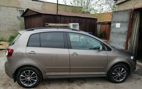Volkswagen Golf Plus II, 2010 год, 1 050 000 рублей, 27 фотография