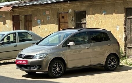 Volkswagen Golf Plus II, 2010 год, 1 050 000 рублей, 26 фотография