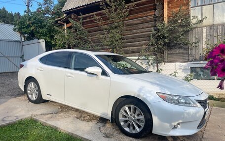 Lexus ES VII, 2012 год, 2 300 000 рублей, 18 фотография