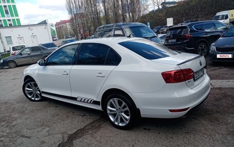 Volkswagen Jetta VI, 2012 год, 1 000 000 рублей, 8 фотография