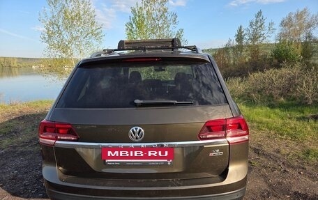 Volkswagen Teramont I, 2019 год, 2 700 000 рублей, 2 фотография