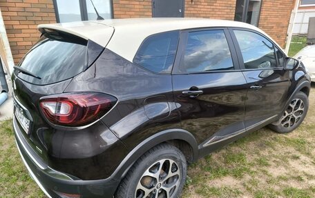 Renault Kaptur I рестайлинг, 2017 год, 1 400 000 рублей, 4 фотография