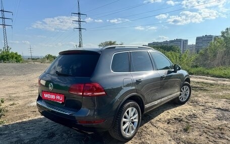Volkswagen Touareg III, 2013 год, 1 790 000 рублей, 4 фотография