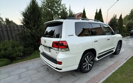 Toyota Land Cruiser 200, 2018 год, 7 400 000 рублей, 3 фотография