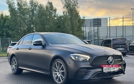Mercedes-Benz E-Класс, 2022 год, 5 550 000 рублей, 3 фотография